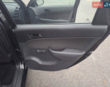 Чорний Хендай i30, об'ємом двигуна 1.4 л та пробігом 209 тис. км за 6850 $, фото 21 на Automoto.ua