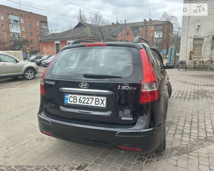 Черный Хендай i30, объемом двигателя 1.58 л и пробегом 175 тыс. км за 7500 $, фото 13 на Automoto.ua