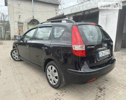 Чорний Хендай i30, об'ємом двигуна 1.58 л та пробігом 175 тис. км за 7500 $, фото 17 на Automoto.ua