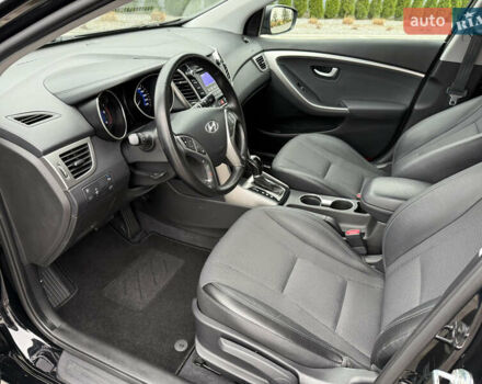 Чорний Хендай i30, об'ємом двигуна 1.6 л та пробігом 202 тис. км за 12500 $, фото 14 на Automoto.ua