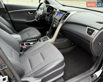 Чорний Хендай i30, об'ємом двигуна 1.6 л та пробігом 202 тис. км за 12500 $, фото 21 на Automoto.ua