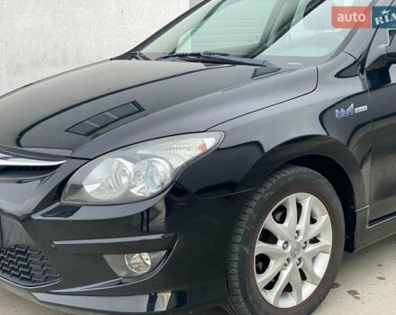 Хендай i30 2012 в Виннице на Automoto.ua Черный Хендай i30, объемом двигателя 1.4 л и пробегом 275 тыс. км за 6100 $, фото 15 на Automoto.ua