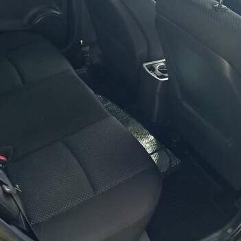 Чорний Хендай i30, об'ємом двигуна 1.59 л та пробігом 145 тис. км за 6499 $, фото 9 на Automoto.ua