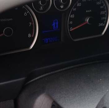 Чорний Хендай i30, об'ємом двигуна 1.59 л та пробігом 145 тис. км за 6499 $, фото 8 на Automoto.ua