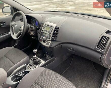 Хендай i30 2012 в Виннице на Automoto.ua Черный Хендай i30, объемом двигателя 1.4 л и пробегом 275 тыс. км за 6100 $, фото 37 на Automoto.ua