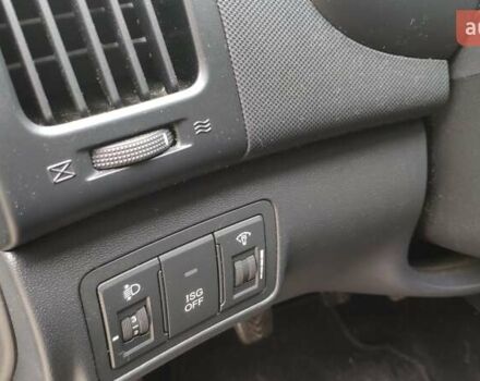 Черный Хендай i30, объемом двигателя 1.4 л и пробегом 275 тыс. км за 6000 $, фото 25 на Automoto.ua