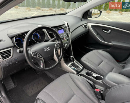 Чорний Хендай i30, об'ємом двигуна 1.6 л та пробігом 202 тис. км за 12500 $, фото 15 на Automoto.ua