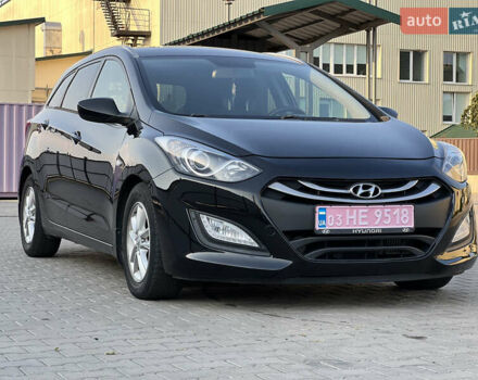 Черный Хендай i30, объемом двигателя 1.58 л и пробегом 248 тыс. км за 7800 $, фото 14 на Automoto.ua