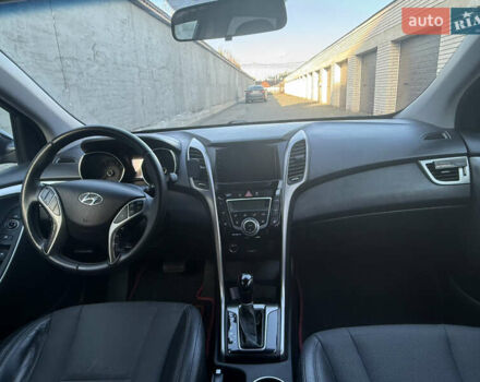 Чорний Хендай i30, об'ємом двигуна 1.59 л та пробігом 260 тис. км за 9000 $, фото 17 на Automoto.ua