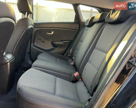 Черный Хендай i30, объемом двигателя 1.58 л и пробегом 248 тыс. км за 7800 $, фото 33 на Automoto.ua