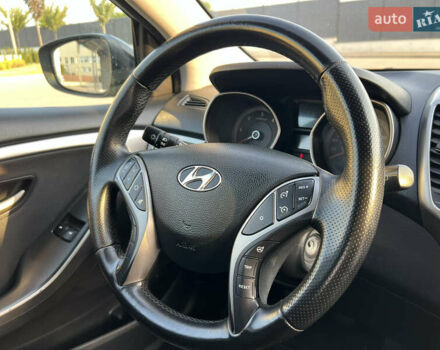 Черный Хендай i30, объемом двигателя 1.58 л и пробегом 248 тыс. км за 7800 $, фото 29 на Automoto.ua