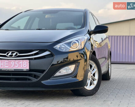 Черный Хендай i30, объемом двигателя 1.58 л и пробегом 248 тыс. км за 7800 $, фото 4 на Automoto.ua