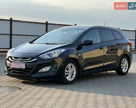Черный Хендай i30, объемом двигателя 1.58 л и пробегом 248 тыс. км за 7800 $, фото 13 на Automoto.ua