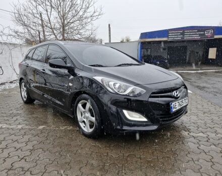 Черный Хендай i30, объемом двигателя 1.6 л и пробегом 150 тыс. км за 7700 $, фото 2 на Automoto.ua