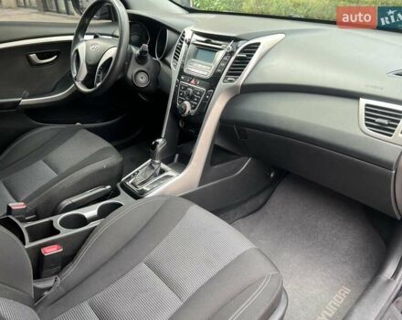 Хендай i30 2014 в Киеве на Automoto.ua Черный Хендай i30, объемом двигателя 1.58 л и пробегом 153 тыс. км за 8900 $, фото 24 на Automoto.ua