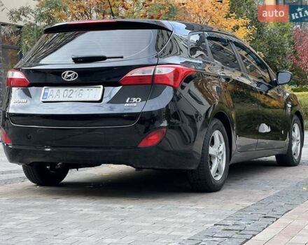 Хендай i30 2014 в Киеве на Automoto.ua Черный Хендай i30, объемом двигателя 1.58 л и пробегом 153 тыс. км за 8900 $, фото 11 на Automoto.ua