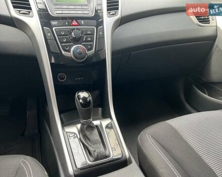 Хендай i30 2014 в Киеве на Automoto.ua Черный Хендай i30, объемом двигателя 1.58 л и пробегом 153 тыс. км за 8900 $, фото 23 на Automoto.ua