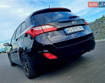 Черный Хендай i30, объемом двигателя 1.58 л и пробегом 129 тыс. км за 9900 $, фото 12 на Automoto.ua