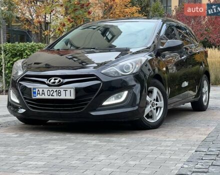 Хендай i30 2014 в Киеве на Automoto.ua Черный Хендай i30, объемом двигателя 1.58 л и пробегом 153 тыс. км за 8900 $, фото 3 на Automoto.ua