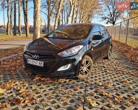 Черный Хендай i30, объемом двигателя 1.58 л и пробегом 132 тыс. км за 9500 $, фото 10 на Automoto.ua