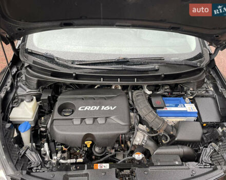 Чорний Хендай i30, об'ємом двигуна 1.6 л та пробігом 221 тис. км за 8650 $, фото 97 на Automoto.ua