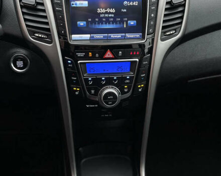 Чорний Хендай i30, об'ємом двигуна 1.6 л та пробігом 221 тис. км за 8650 $, фото 61 на Automoto.ua