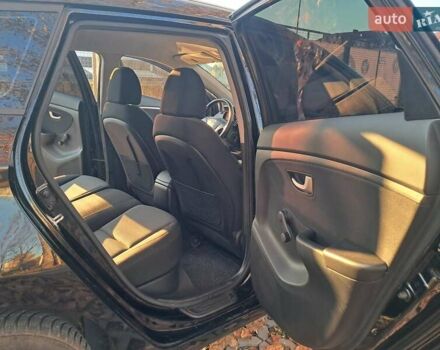 Черный Хендай i30, объемом двигателя 1.58 л и пробегом 132 тыс. км за 9500 $, фото 25 на Automoto.ua