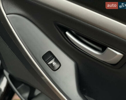 Чорний Хендай i30, об'ємом двигуна 1.6 л та пробігом 221 тис. км за 8650 $, фото 78 на Automoto.ua