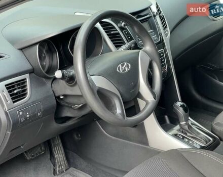 Хендай i30 2014 в Киеве на Automoto.ua Черный Хендай i30, объемом двигателя 1.58 л и пробегом 153 тыс. км за 8900 $, фото 18 на Automoto.ua