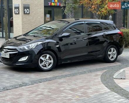Хендай i30 2014 в Киеве на Automoto.ua Черный Хендай i30, объемом двигателя 1.58 л и пробегом 153 тыс. км за 8900 $, фото 6 на Automoto.ua