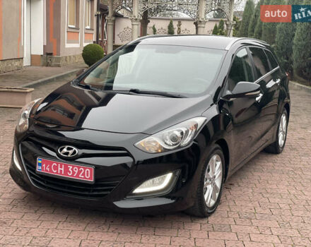 Чорний Хендай i30, об'ємом двигуна 1.6 л та пробігом 221 тис. км за 8650 $, фото 13 на Automoto.ua