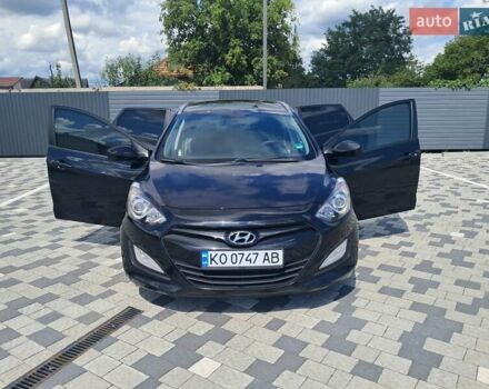 Черный Хендай i30, объемом двигателя 1.6 л и пробегом 129 тыс. км за 9990 $, фото 17 на Automoto.ua