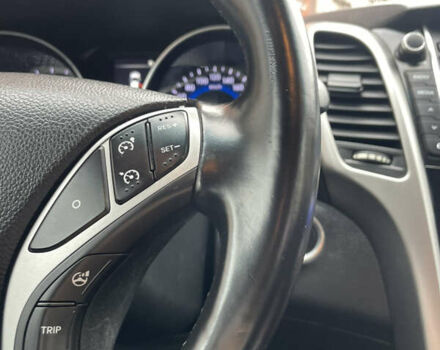Чорний Хендай i30, об'ємом двигуна 1.6 л та пробігом 221 тис. км за 8650 $, фото 71 на Automoto.ua