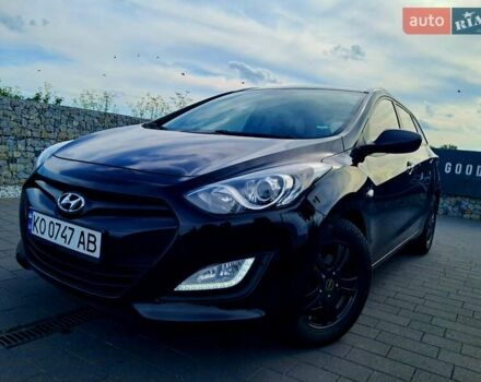 Черный Хендай i30, объемом двигателя 1.58 л и пробегом 129 тыс. км за 9900 $, фото 7 на Automoto.ua