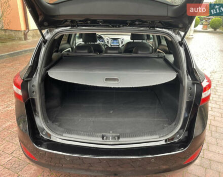 Чорний Хендай i30, об'ємом двигуна 1.6 л та пробігом 221 тис. км за 8650 $, фото 89 на Automoto.ua