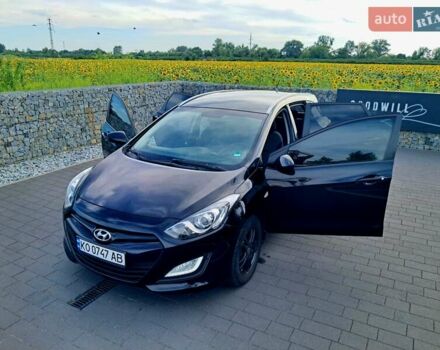 Черный Хендай i30, объемом двигателя 1.58 л и пробегом 129 тыс. км за 9900 $, фото 19 на Automoto.ua