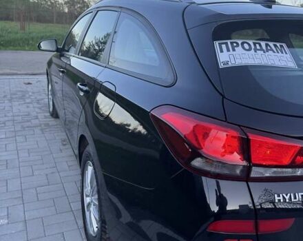 Черный Хендай i30, объемом двигателя 1.59 л и пробегом 228 тыс. км за 12300 $, фото 8 на Automoto.ua