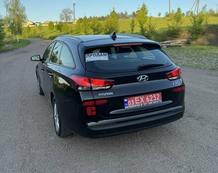 Чорний Хендай i30, об'ємом двигуна 1.59 л та пробігом 227 тис. км за 12500 $, фото 10 на Automoto.ua