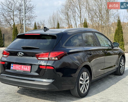 Черный Хендай i30, объемом двигателя 1.6 л и пробегом 207 тыс. км за 13300 $, фото 6 на Automoto.ua