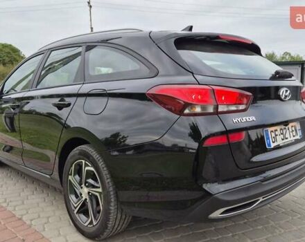 Черный Хендай i30, объемом двигателя 1.6 л и пробегом 197 тыс. км за 15650 $, фото 2 на Automoto.ua