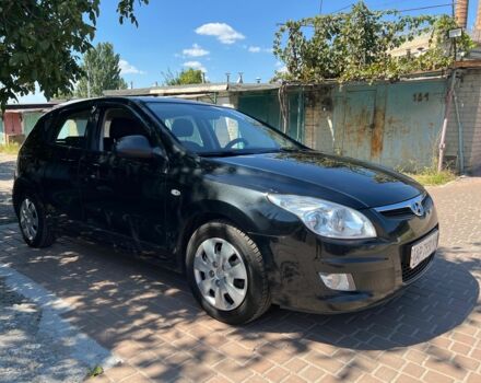 Черный Хендай i30, объемом двигателя 1.4 л и пробегом 236 тыс. км за 4905 $, фото 1 на Automoto.ua