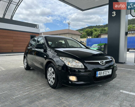 Черный Хендай i30, объемом двигателя 1.6 л и пробегом 193 тыс. км за 6799 $, фото 1 на Automoto.ua