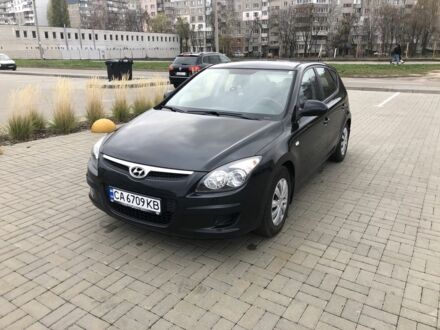 Чорний Хендай i30, об'ємом двигуна 0.14 л та пробігом 175 тис. км за 6000 $, фото 1 на Automoto.ua