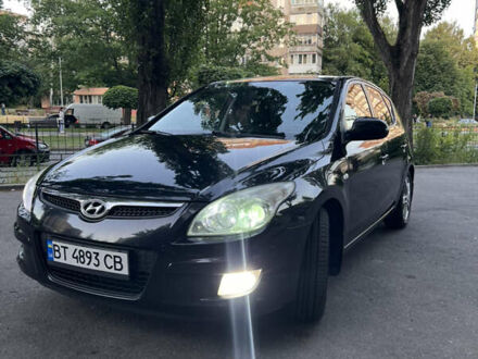 Черный Хендай i30, объемом двигателя 1.99 л и пробегом 18 тыс. км за 6950 $, фото 1 на Automoto.ua