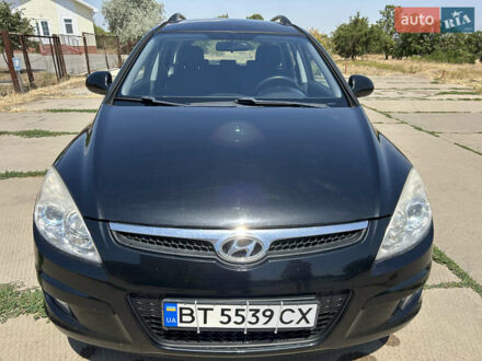 Черный Хендай i30, объемом двигателя 1.59 л и пробегом 226 тыс. км за 6500 $, фото 1 на Automoto.ua