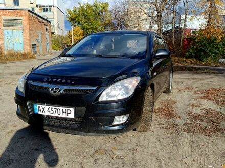 Чорний Хендай i30, об'ємом двигуна 1.4 л та пробігом 172 тис. км за 5300 $, фото 1 на Automoto.ua