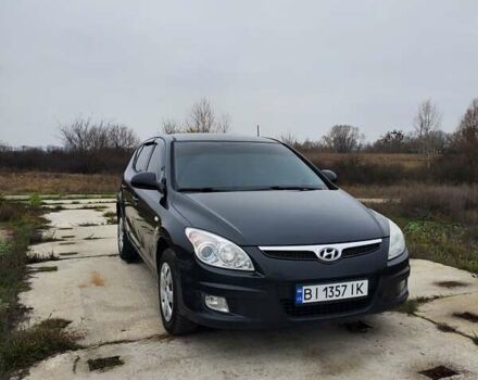 Черный Хендай i30, объемом двигателя 1.6 л и пробегом 365 тыс. км за 5000 $, фото 1 на Automoto.ua