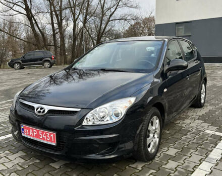 Чорний Хендай i30, об'ємом двигуна 1.4 л та пробігом 140 тис. км за 6300 $, фото 1 на Automoto.ua