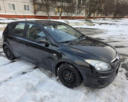 Чорний Хендай i30, об'ємом двигуна 1.4 л та пробігом 214 тис. км за 2600 $, фото 1 на Automoto.ua