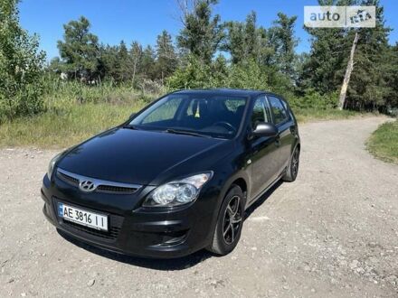 Черный Хендай i30, объемом двигателя 1.4 л и пробегом 193 тыс. км за 6500 $, фото 1 на Automoto.ua